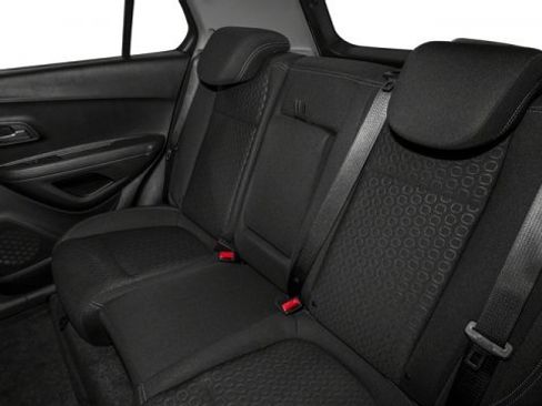 Used 2016 Chevrolet Trax LS image 18