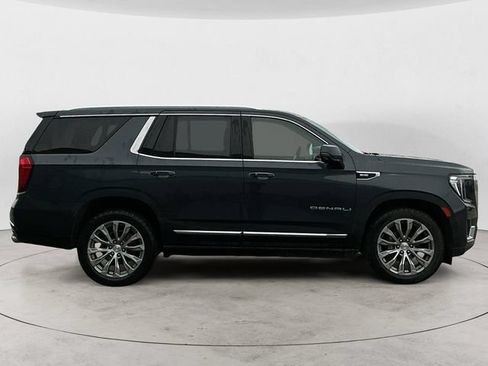 Used 2021 GMC Yukon Denali w/ Denali Premium Package AWD/4WD image 6