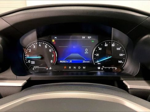 Used 2021 Ford Explorer XLT w/ Class III Trailer Tow Package AWD/4WD image 28