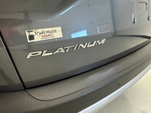 Used 2024 Ford Escape Platinum AWD/4WD image 12