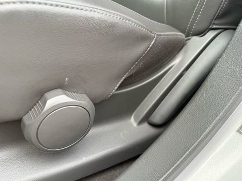 Used 2015 Chevrolet Spark LT image 20