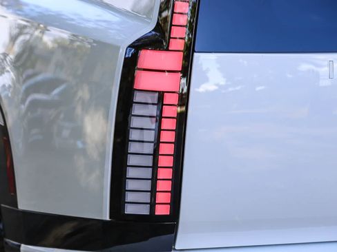 New 2026 Hyundai Ioniq 9 SEL image 9