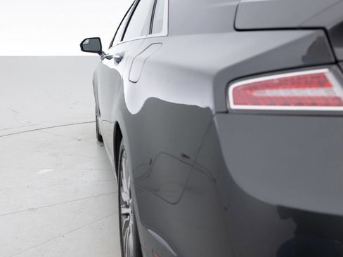 Used 2017 Lincoln MKZ Premiere FWD image 13