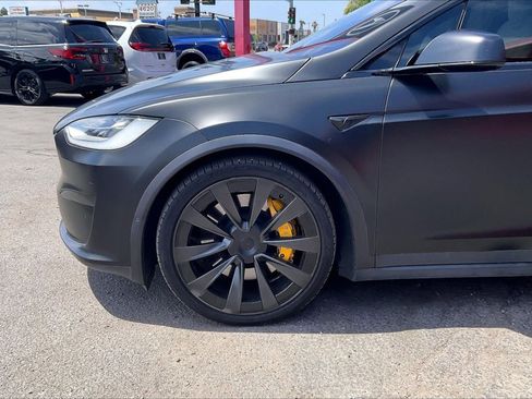 Used 2022 Tesla Model X Plaid AWD/4WD image 4