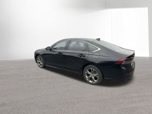 Used 2023 Honda Accord EX-L image 6