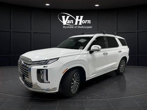 Used 2025 Hyundai Palisade Calligraphy AWD/4WD image 3