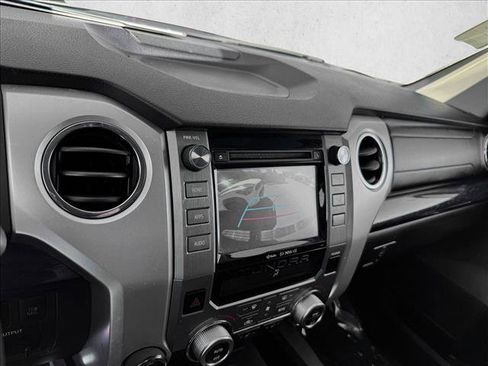 Used 2017 Toyota Tundra Limited w/ Limited Premium Package image 15
