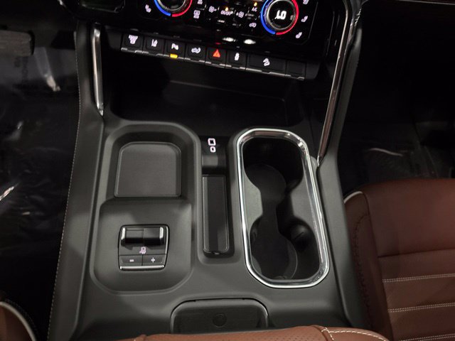 Used 2025 GMC Sierra 2500 Denali Ultimate AWD/4WD image 34