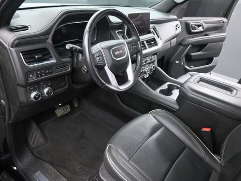 Used 2022 GMC Yukon SLT w/ SLT Premium Package AWD/4WD image 22