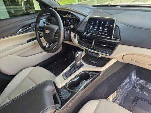 Certified 2025 Cadillac CT4 Luxury AWD/4WD image 10