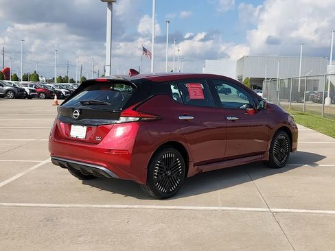 Certified 2024 Nissan Leaf SV Plus image 5