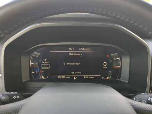 Used 2024 Mitsubishi Outlander SE Black Edition image 29