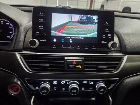 Used 2020 Honda Accord LX image 50