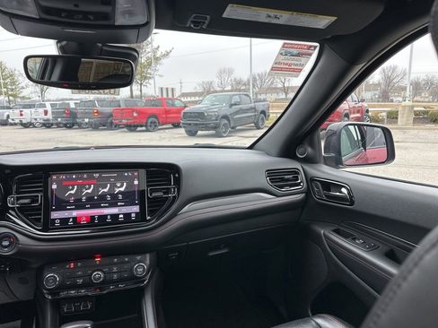 Used 2024 Dodge Durango GT image 50