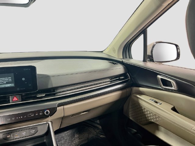 New 2027 Kia Carnival LXS FWD image 24