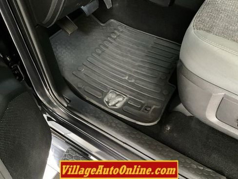 Used 2018 RAM 1500 Big Horn AWD/4WD image 18