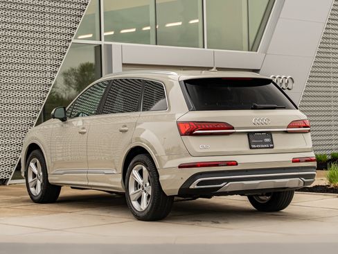 Certified 2023 Audi Q7 2.0T Premium w/ Convenience Package AWD/4WD image 5