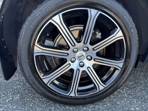 Used 2019 Volvo XC60 T6 Inscription w/ Protection Package image 9