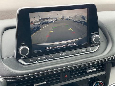 Certified 2023 Nissan Rogue SV image 20