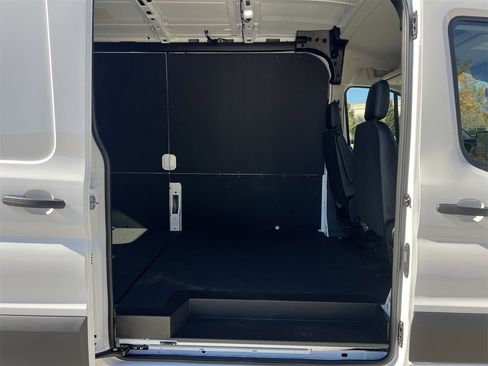 New 2026 Ford Transit 250 148 Medium Roof image 19
