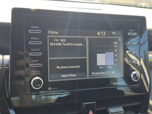 Used 2022 Toyota Camry LE AWD/4WD image 27
