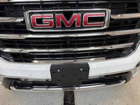 Used 2026 GMC Yukon XL Elevation w/ LPO, Floor Liner Package AWD/4WD image 11