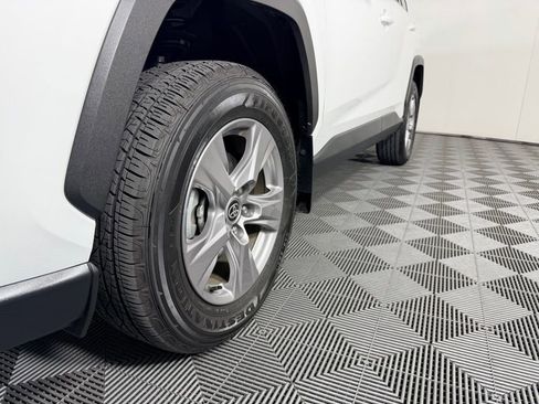 Used 2025 Toyota RAV4 XLE image 11