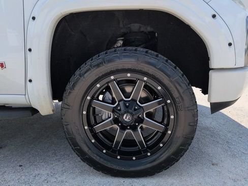 Used 2021 GMC Sierra 1500 AT4 AWD/4WD image 12