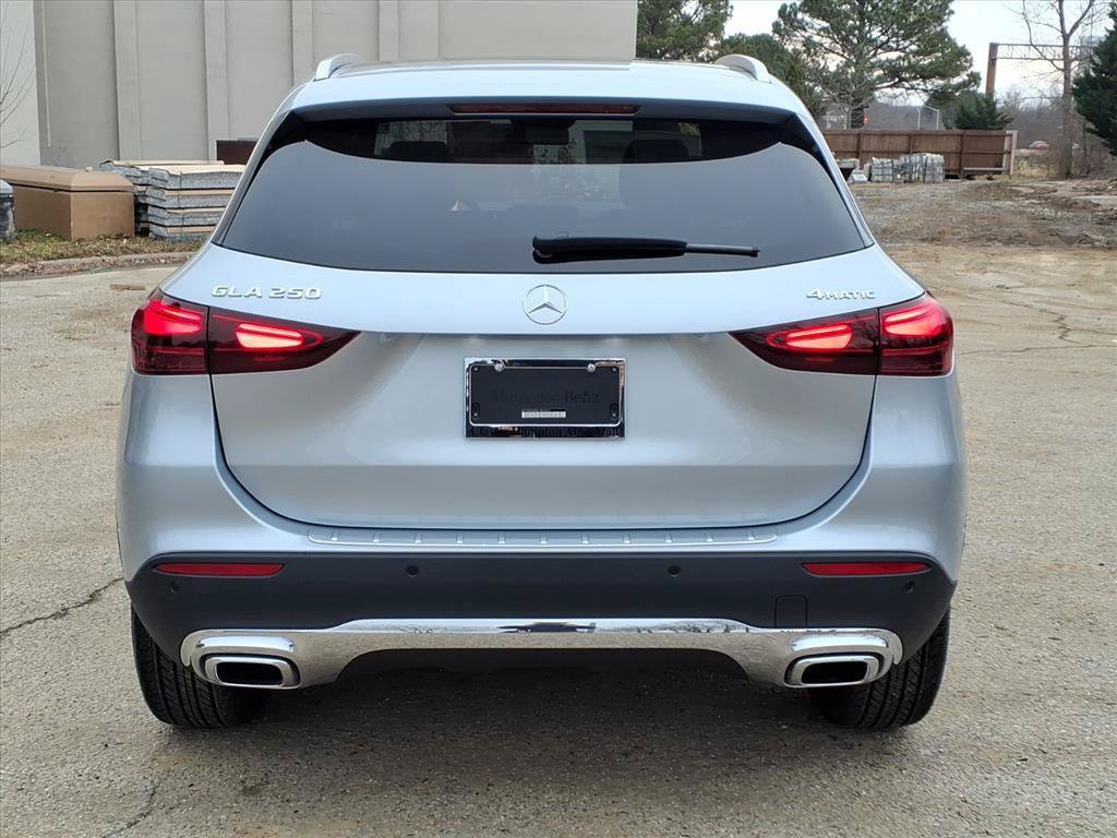 Used 2026 Mercedes-Benz GLA 250 4MATIC image 8
