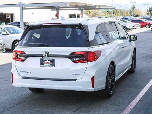 New 2026 Honda Odyssey Sport-L image 8