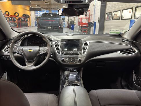 Used 2024 Chevrolet Malibu LT image 13