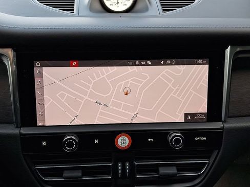 New 2026 Porsche Macan GTS image 17