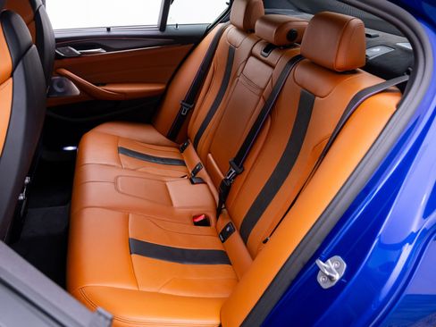 Used 2019 BMW M5 image 17