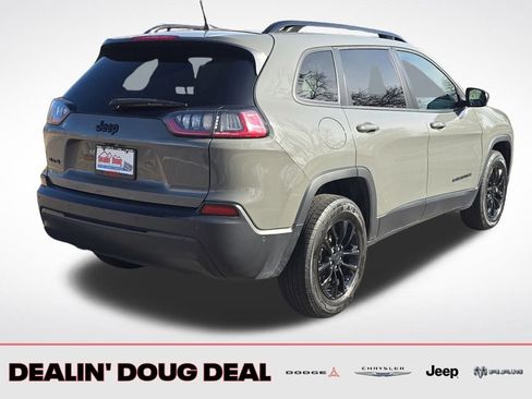 Used 2023 Jeep Cherokee Altitude Lux image 6