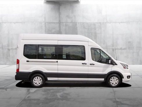 Used 2023 Ford Transit 350 XLT image 5