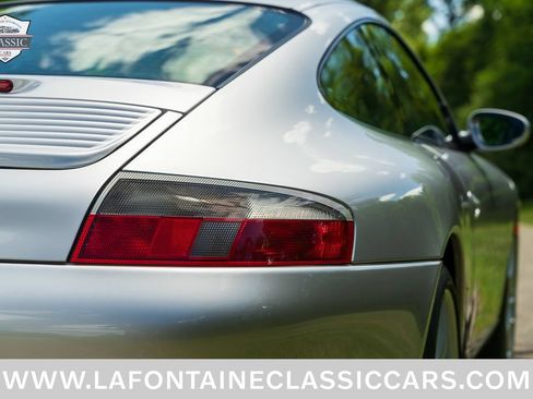 Used 2002 Porsche 911 Carrera RWD image 77