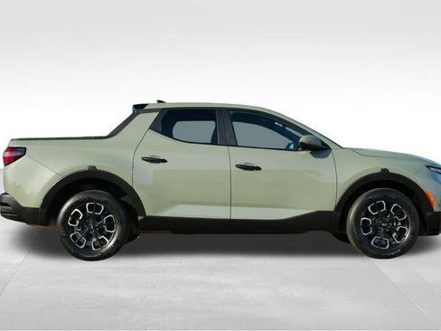 Certified 2024 Hyundai Santa Cruz SEL image 9