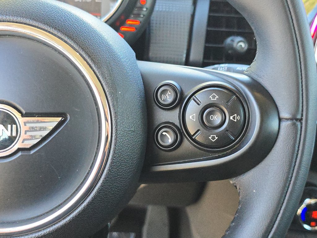 Used 2015 MINI Cooper 2-Door Hardtop FWD image 24