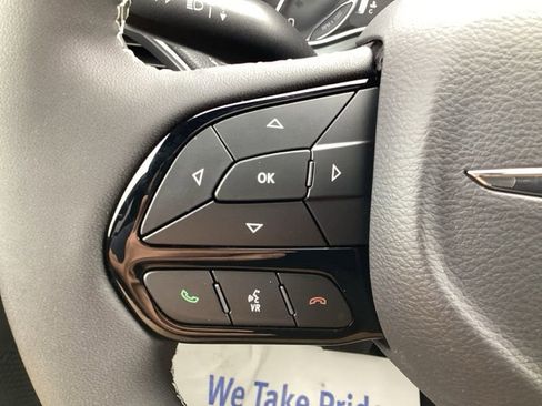 New 2026 Chrysler Pacifica Limited w/ S Appearance Package image 31