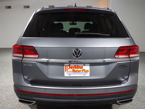 Used 2022 Volkswagen Atlas SE w/ Black Wheel Package image 8