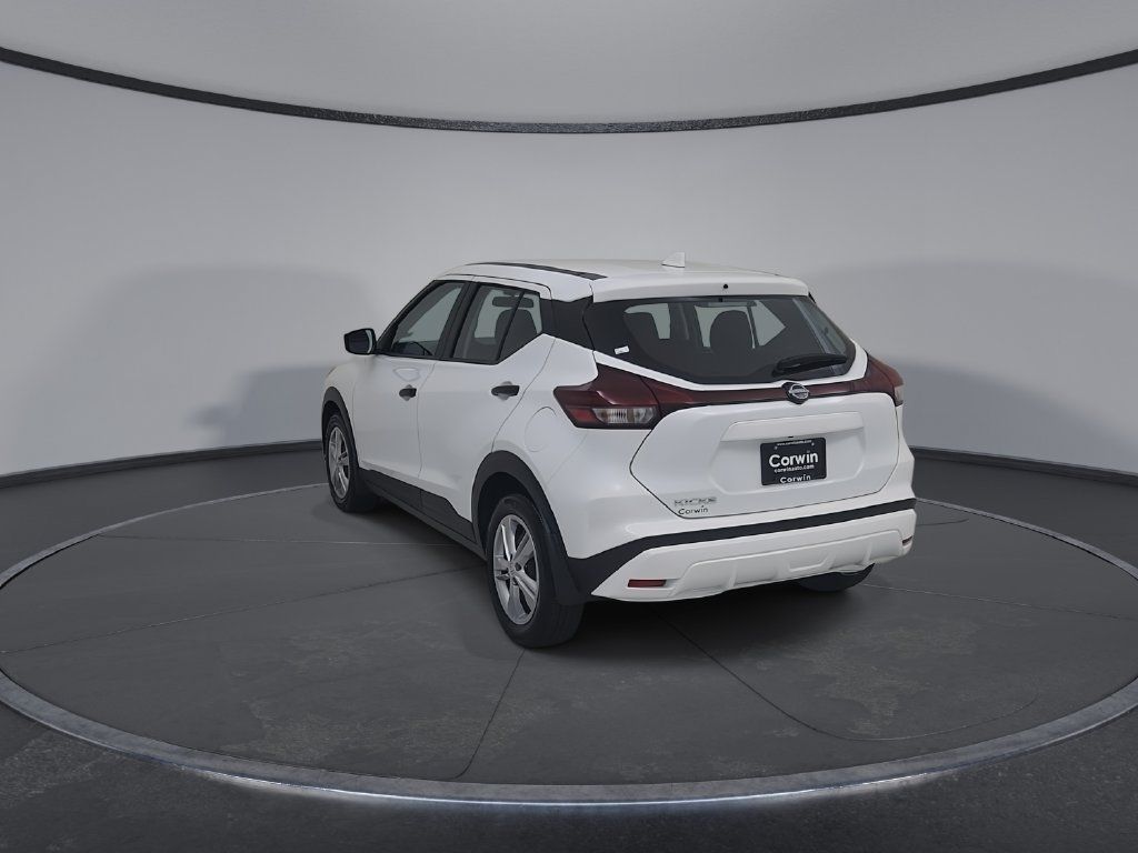 Used 2025 Nissan Kicks Play S FWD image 15