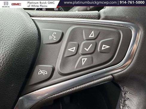 Used 2021 Chevrolet Equinox LT image 29