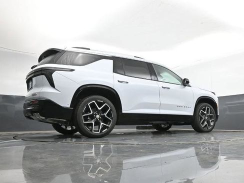 New 2026 Chevrolet Traverse High Country w/ LPO, Floor Liner Package image 13