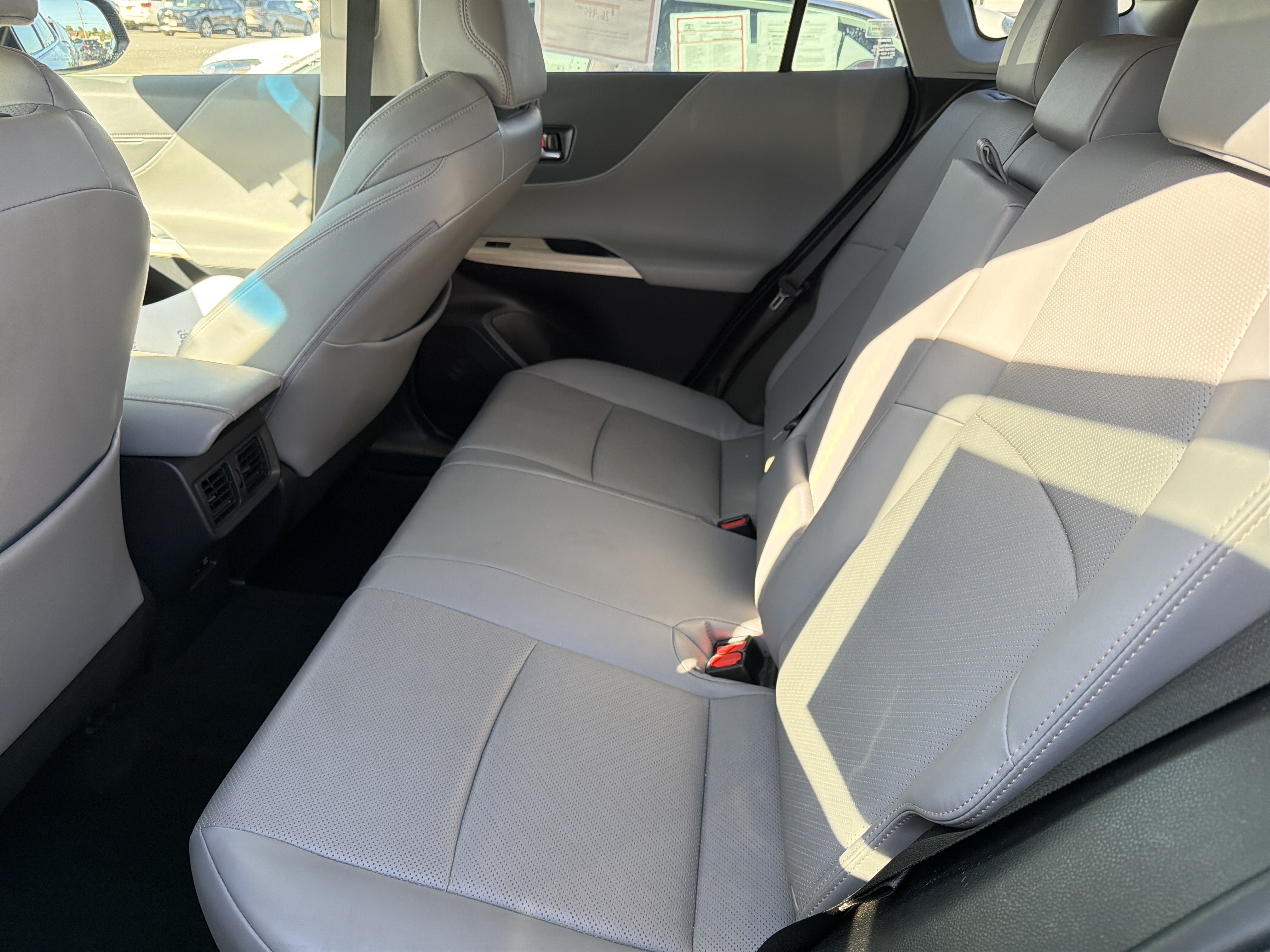 Certified 2021 Toyota Venza XLE w/ Softex Package AWD/4WD image 26