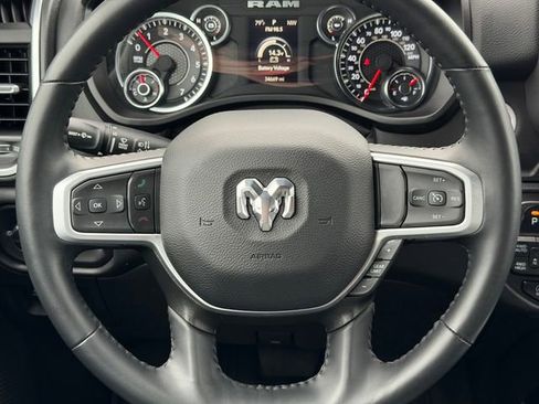 Used 2023 RAM 1500 Big Horn AWD/4WD image 27