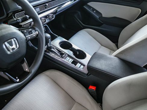 Used 2024 Honda Civic LX image 24