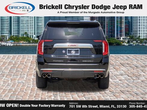 Used 2023 GMC Yukon XL Denali image 6