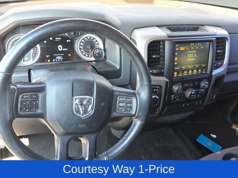 Used 2017 RAM 1500 Big Horn RWD image 12