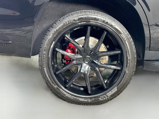 Used 2021 Cadillac Escalade Sport RWD image 32