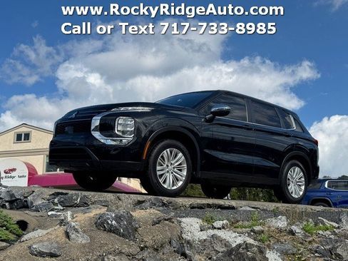 Used 2024 Mitsubishi Outlander ES AWD/4WD image 1
